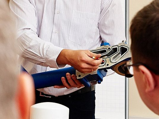 Тренинг для технических специалистов обслуживанию двигателей Perkins